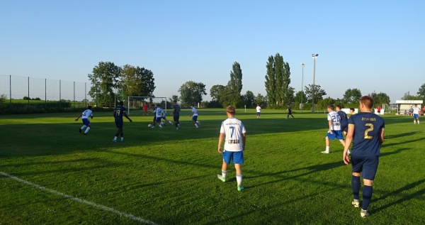 Sportplatz Matzendorf-Hölles - Matzendorf-Hölles