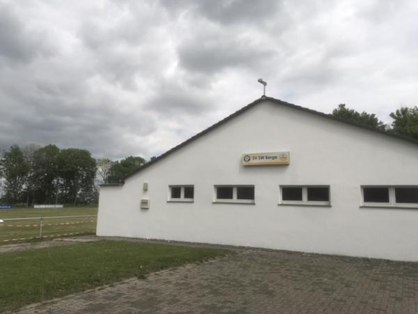 Sportplatz In der Mähne - Anröchte-Berge