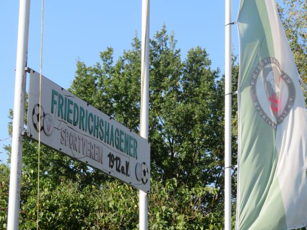 Sportplatz am Wasserwerk - Paul-Richter-Spielfeld - Berlin-Friedrichshagen