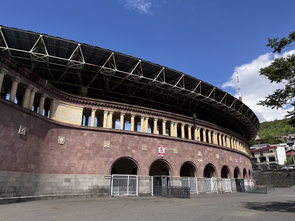 Vazgen Sargsyan anvan Hanrapetakan Marzadasht - Yerevan