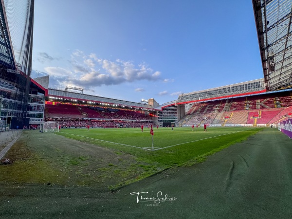 Fritz-Walter-Stadion - Kaiserslautern-Betzenberg
