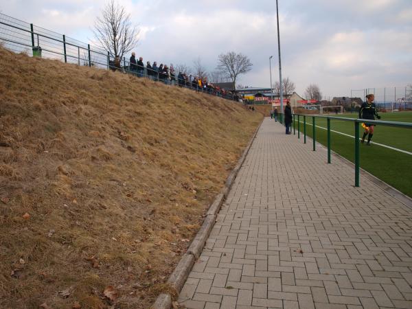 Sportplatz Schulstraße - Malberg/Westerwald