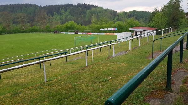 Sportplatz am Köpfchen - Steinbach-Hallenberg