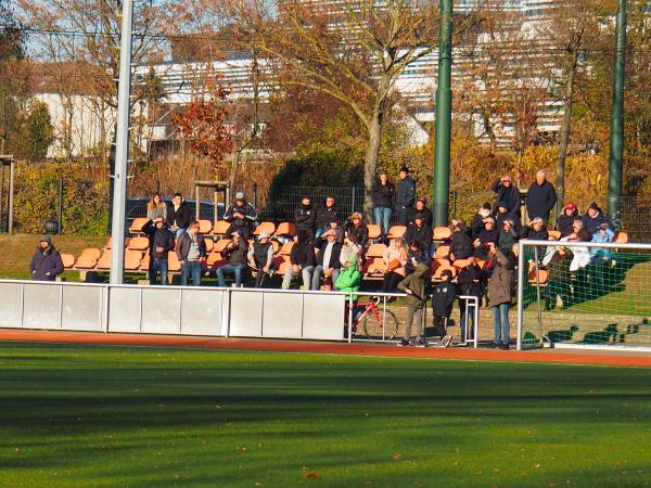 Bezirkssportanlage Pariser Straße - Düsseldorf-Heerdt