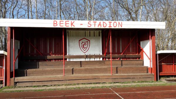 Beek-Stadion - Jübek