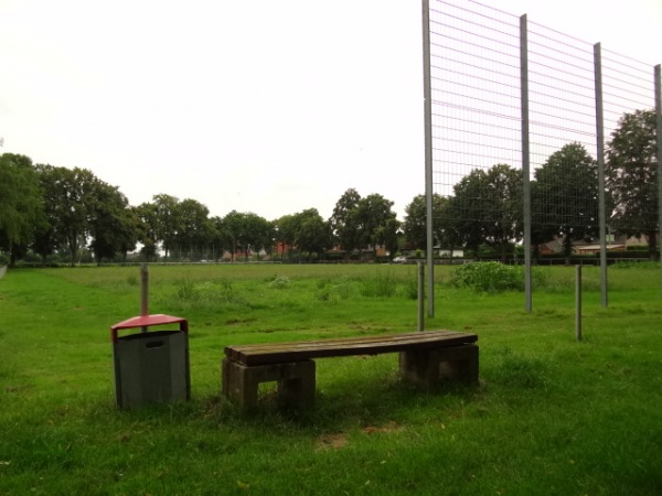 Sportplatz Mühlenfeldstraße - Wesel-Bislich