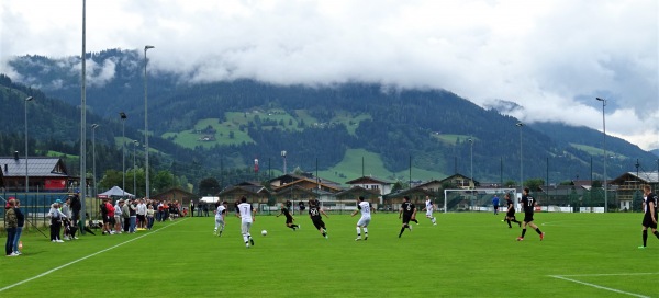 Sportzentrum Flachau Nebenplatz - Flachau