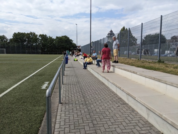 Sportplatz Am Wasserturm - Wiesbaden-Igstadt