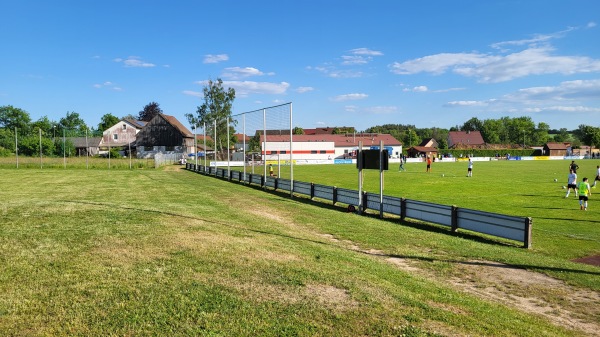 Sportanlage Eschenbacher Straße - Kirchenthumbach