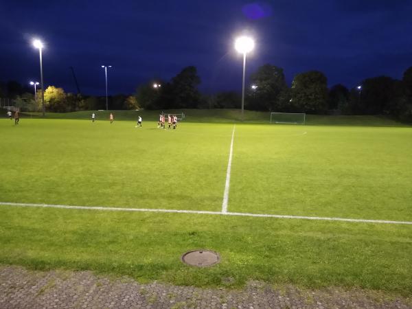 Hans-Bayer-Stadion Nebenplatz 1 - Unterschleißheim-Lohhof