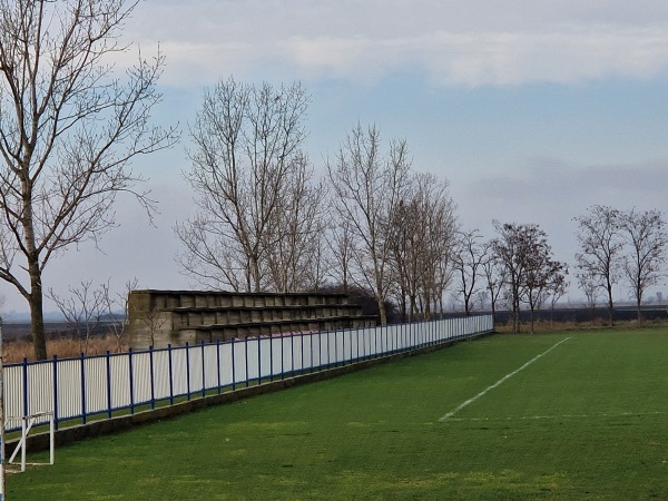 Stadion FK Napredak - Čestereg