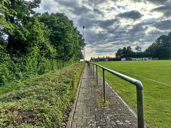 Sportplatz Tivoli - Ense-Waltringen