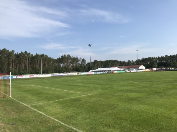 Michael-Höhbauer-Stadion - Luhe-Wildenau