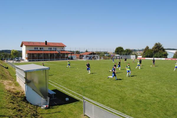 Sportanlage Luckenpainter Straße - Thalmassing