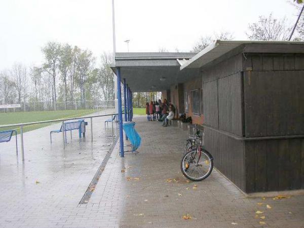 Sportplatz am Bahndamm - Paderborn-Benhausen