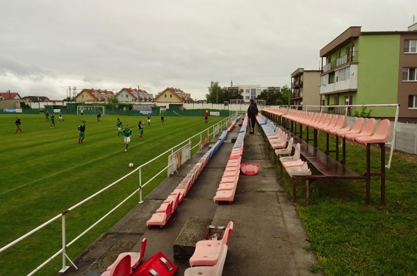 Futbalový štadión Veľké Leváre - Veľké Leváre
