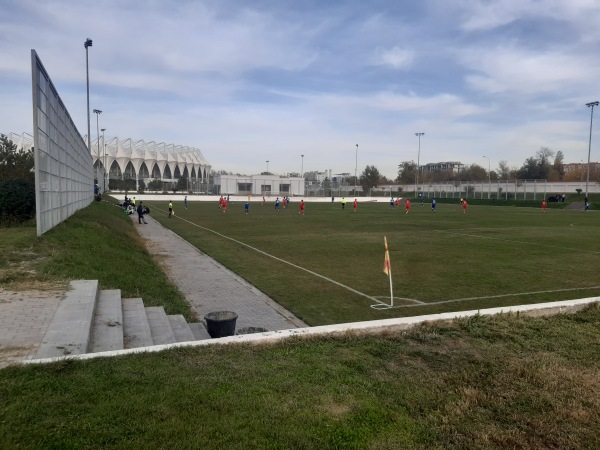 Bunyodkor akademiyasi maydoni 7 - Toshkent (Tashkent)