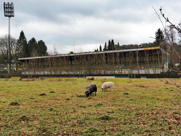 Stadion am Hermann-Löns-Weg - Solingen-Ohligs