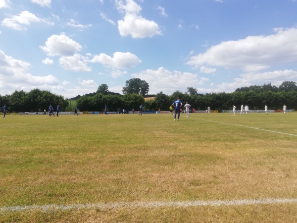 Sportplatz Oberhatzkofen - Rottenburg/Laaber-Oberhatzkofen