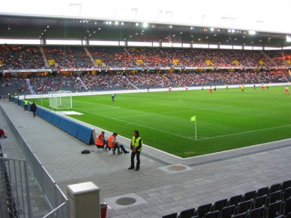 STADE DE SUISSE Wankdorf Bern - Bern STADE DE SUISSE Wankdorf Bern - Bern