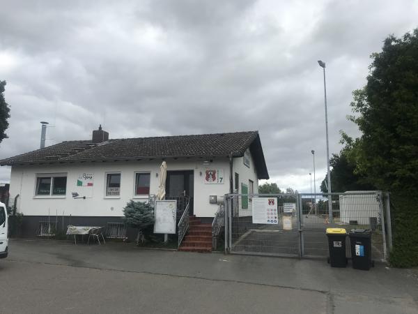 Hohberg-Sportplatz - Lörzweiler