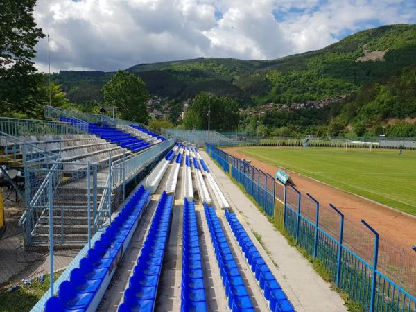 Stadion Chavdar Tsvetkov  - Svoge