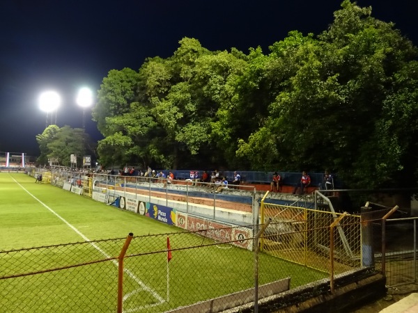 Estadio Sergio Torres Rivera - Usulután