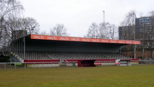 Sportpark Middenmeer veld 20-Zeeburgia veld 1 - Amsterdam