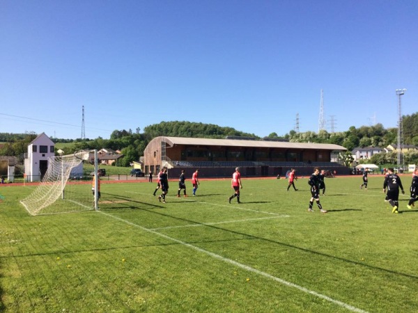 Stade des Fusillés - Saint-Mard