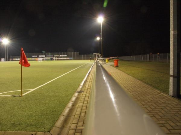 Bezirkssportanlage Warbruckstraße II - Duisburg-Marxloh