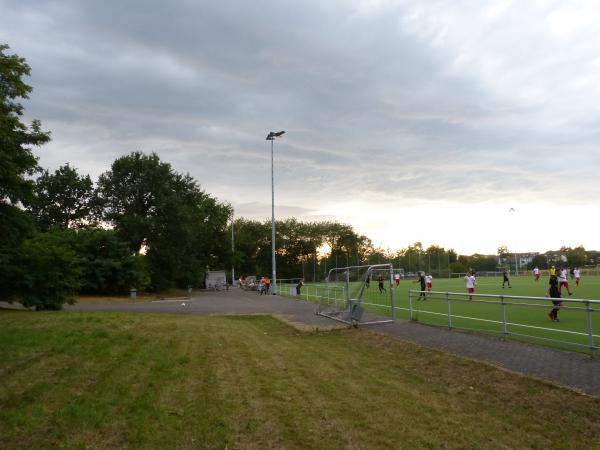 Sportplatz Straße zur Mühle - Troisdorf-Eschmar