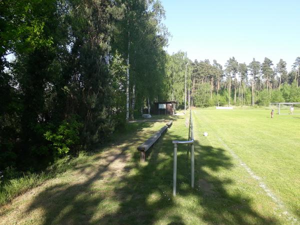 Sportplatz an der Bundesstraße - Karwitz