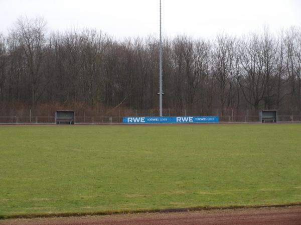 Bezirkssportanlage Mitte II LA-Platz - Essen/Ruhr-Altenessen