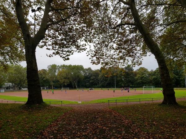 Sportplatz am Volkshaus / Stratmanns Hof - Herne-Röhlinghausen