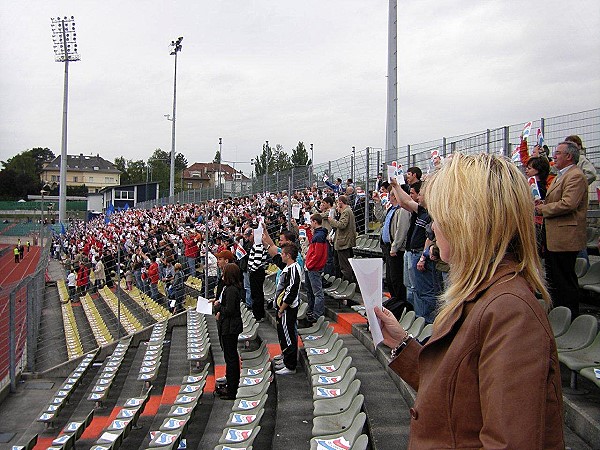 Stade Josy Barthel - Lëtzebuerg (Luxembourg)