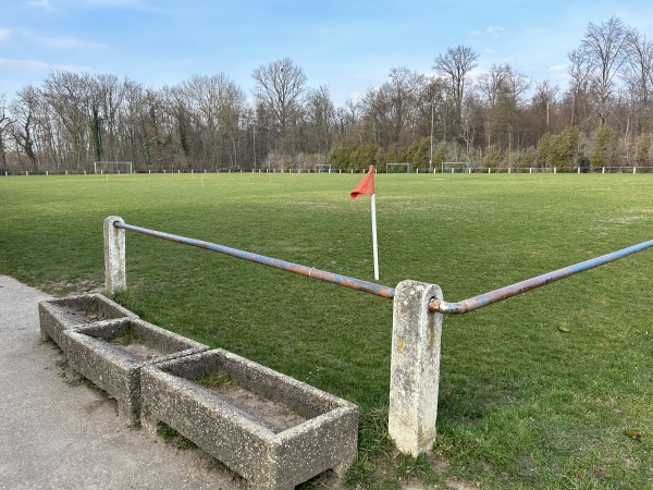 Oberwaldstadion Nebenplatz 1 - Karlsruhe-Durlach