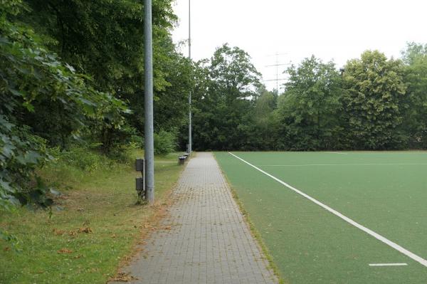 Stadion Sander Tannen Nebenplatz 1 - Hamburg-Bergedorf