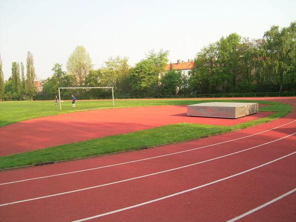 Hanne-Sobek-Sportanlage Platz 2 - Berlin-Wedding