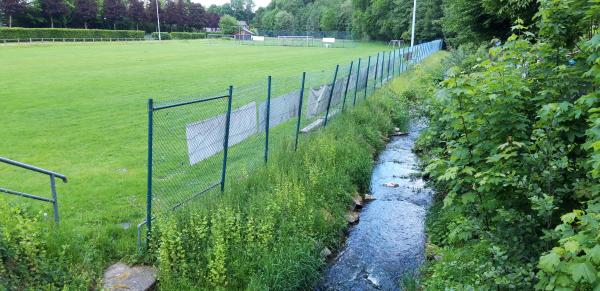 Sportplatz am Freibad - Lügde-Elbrinxen