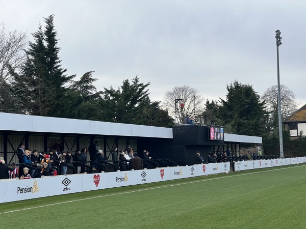 Wheatsheaf Park - Staines, Surrey