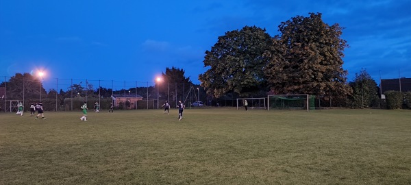 Sportanlage an den Herrenhäuser Gärten B-Platz - Hannover