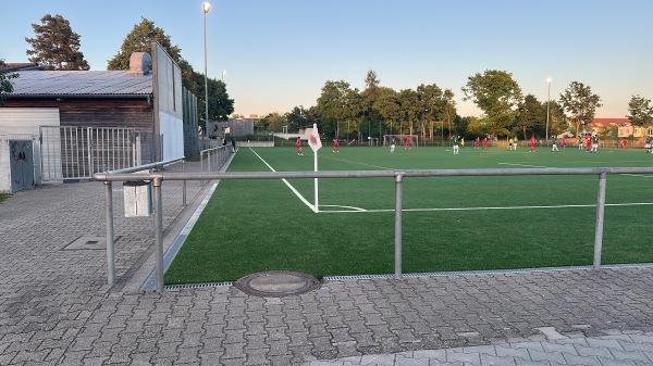 Sportgelände im Weilerhau Platz 3 - Filderstadt-Plattenhardt