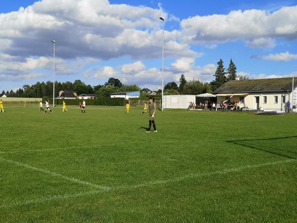 Sportplatz Meinsdorfer Straße - Limbach-Oberfrohna-Rußdorf
