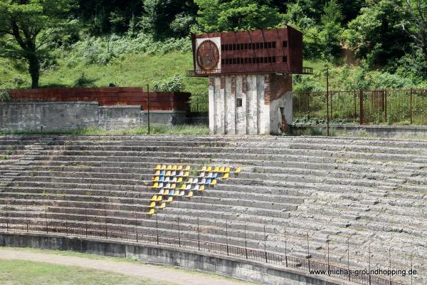 Stadioni Vladimer Bochorishvili - Tkibuli