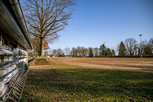 Sportanlage Karl-May-Straße Platz 2 - Erlangen-Frauenaurach