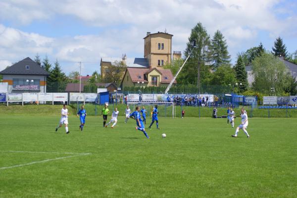 Stadion w Stróżach - Stróże