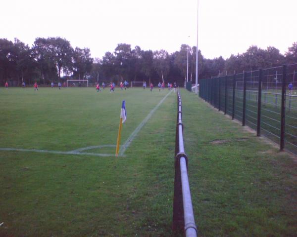 Stadion Biener Busch B-Platz - Lingen/Ems-Holthausen-Biene