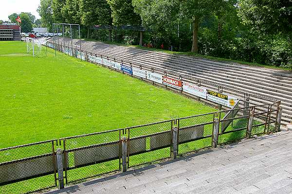 Stadion De Esserberg - Groningen-Haren GR