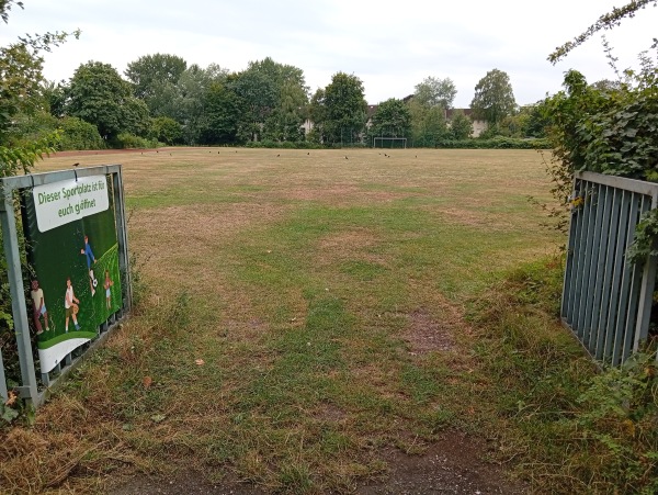 Sportplatz Holstenschule - Neumünster-Stadtmitte