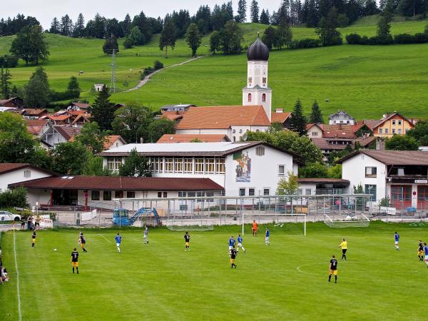 Sportplatz an der Schule - Rettenberg